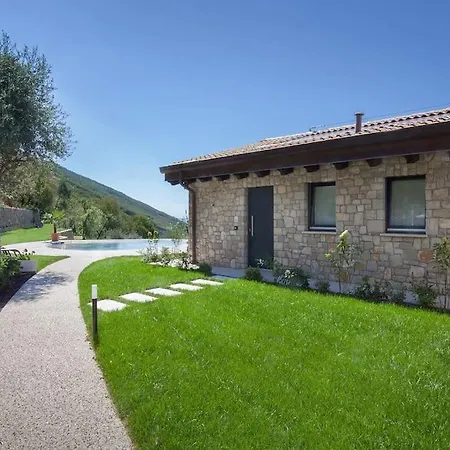 Divina22 - Divina Con Piscina E Vista *